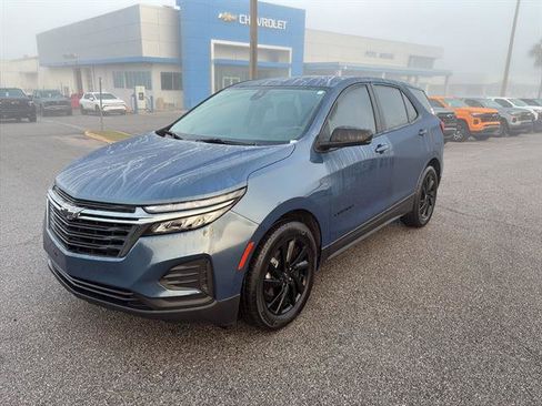 Used 2024 Chevrolet Equinox LS w/ Sport Edition image 3