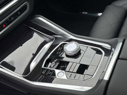 New 2026 BMW X6 xDrive40i w/ Executive Package image 21