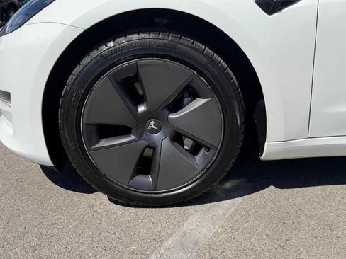 Used 2023 Tesla Model 3 Standard Range RWD image 31