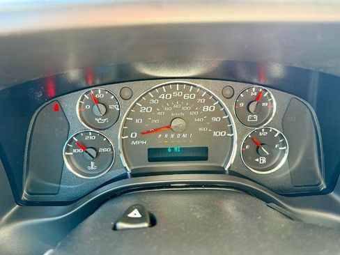 New 2025 GMC Savana 2500 w/ Driver Convenience Package image 15