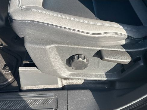 Used 2022 Ford Bronco Black Diamond image 15