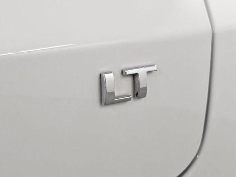 Used 2022 Chevrolet TrailBlazer LT w/ Convenience Package FWD image 30