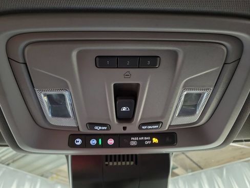 Used 2024 GMC Sierra 1500 Elevation w/ Elevation Premium Package AWD/4WD image 21