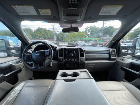 Used 2018 Ford F350 XL w/ Power Equipment Group AWD/4WD image 14
