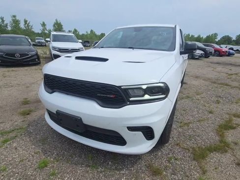 Used 2021 Dodge Durango R/T w/ Tow 'N Go Group AWD/4WD image 2
