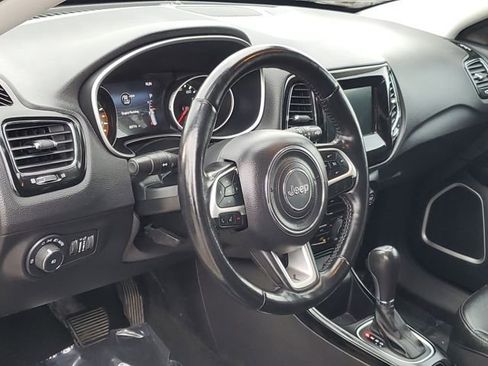 Used 2021 Jeep Compass Latitude image 13