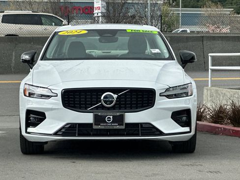 Certified 2024 Volvo S60 B5 Ultimate w/ Climate Package image 11