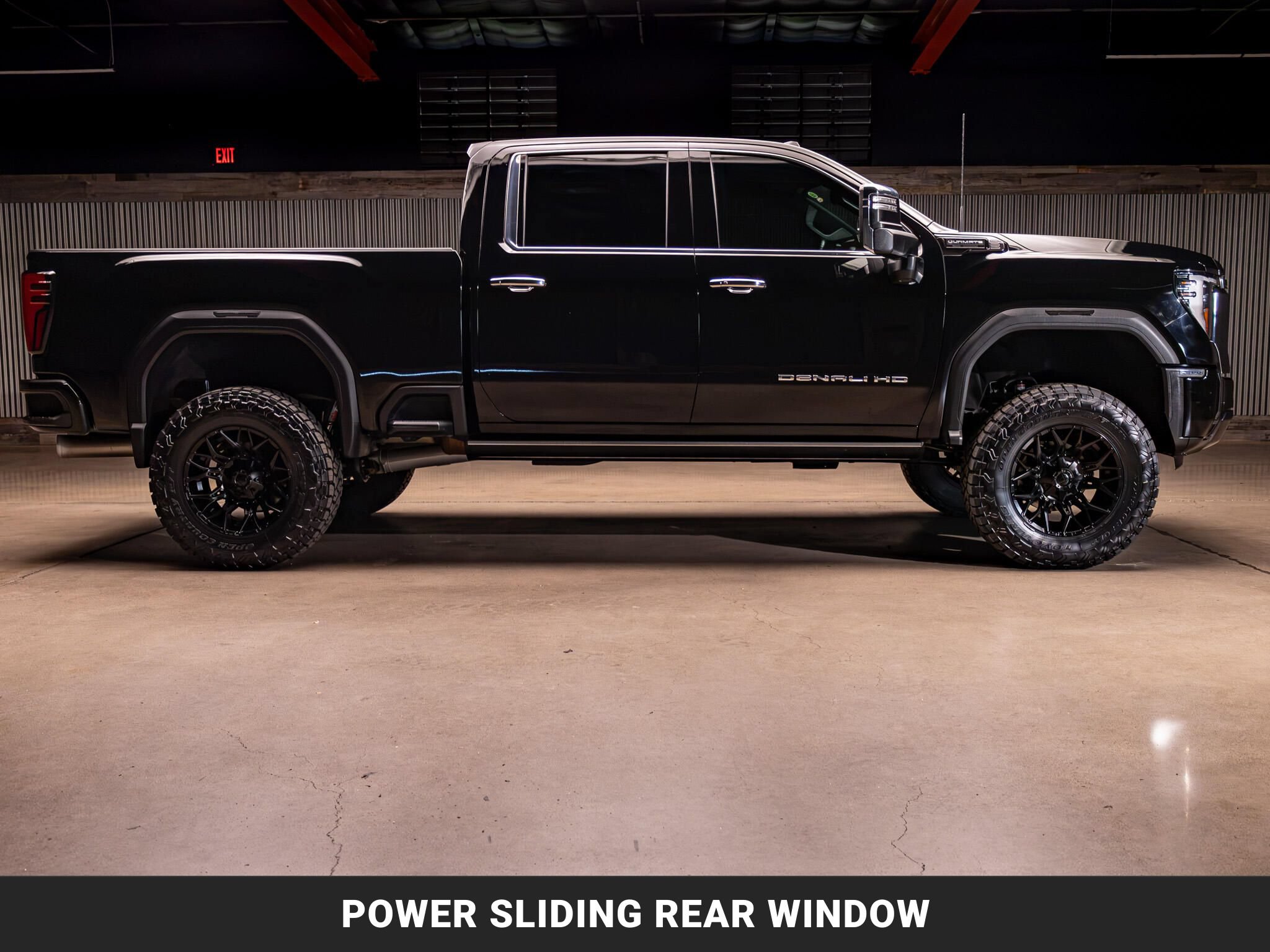 Used 2024 GMC Sierra 3500 Denali Ultimate AWD/4WD image 11