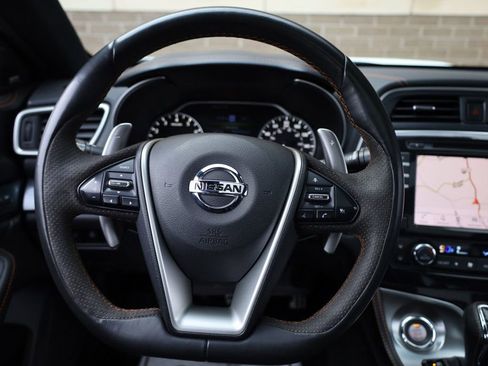 Used 2021 Nissan Maxima SR w/ Sport Mat Group image 29