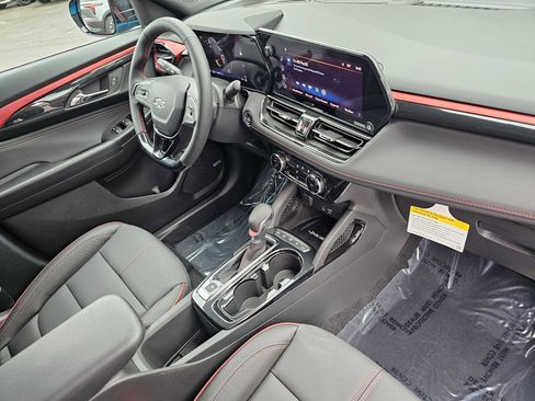 New 2025 Chevrolet TrailBlazer RS w/ Convenience Package image 12