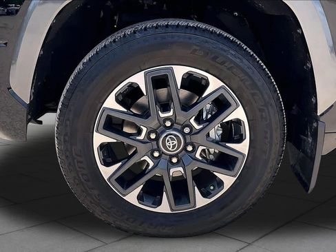 Used 2025 Toyota Tundra Limited w/ Power Package RWD image 11