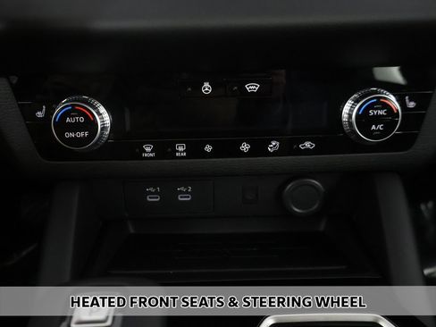 New 2026 Mitsubishi Outlander SE image 9