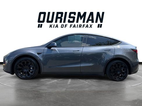 Used 2021 Tesla Model Y Long Range AWD/4WD image 3
