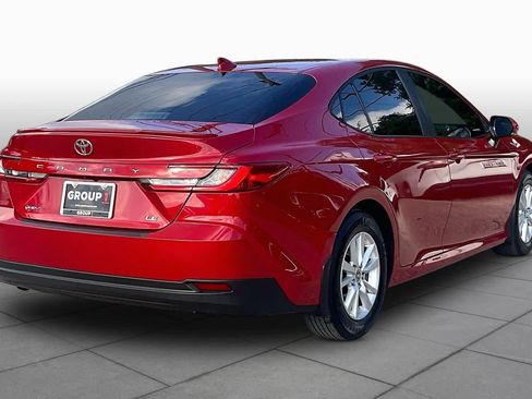 Used 2026 Toyota Camry LE w/ Convenience Package FWD image 13