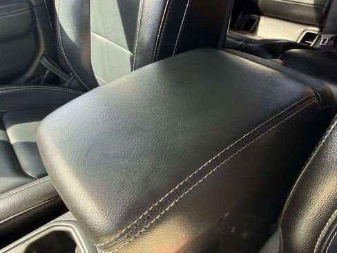 Used 2021 Jeep Gladiator Overland image 31