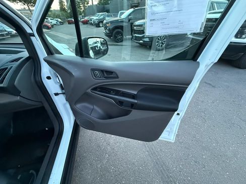 Used 2020 Ford Transit Connect XL FWD image 19