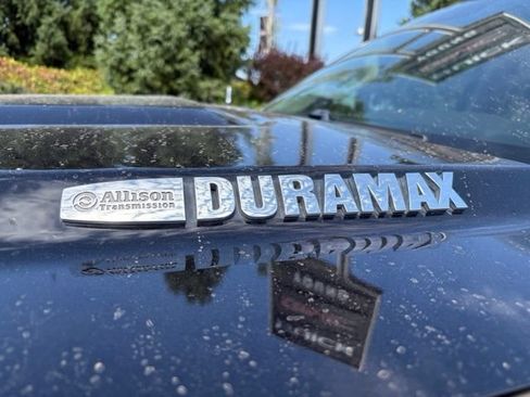 Used 2018 GMC Sierra 3500 Denali w/ Duramax Plus Package AWD/4WD image 17