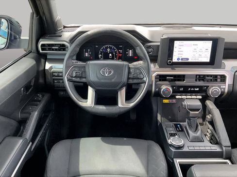 Used 2024 Toyota Tacoma SR5 AWD/4WD image 5