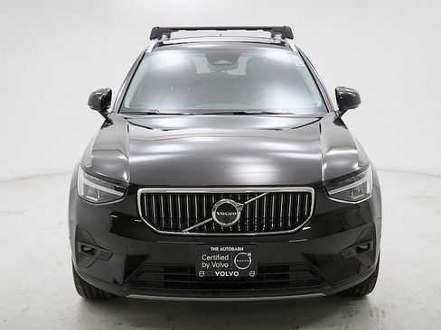Certified 2023 Volvo XC40 B5 Plus image 6