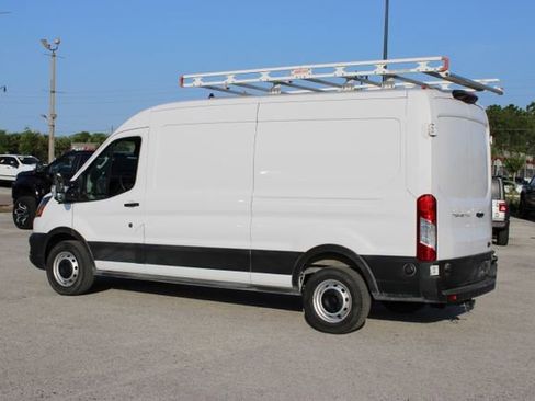 Used 2023 Ford Transit 250 Medium Roof image 6