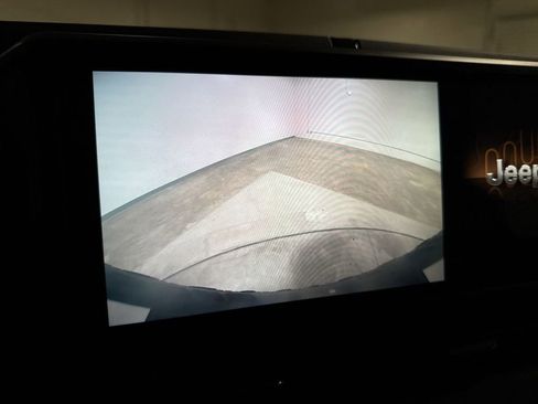 New 2025 Jeep Wrangler Unlimited Rubicon 4xe w/ Convenience Group image 15