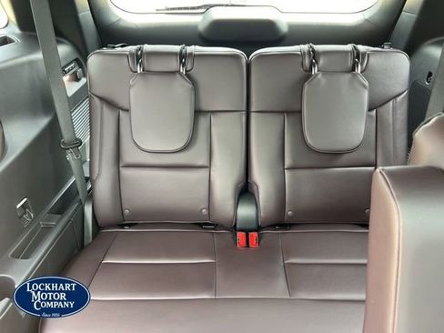 New 2026 Ford Explorer Platinum RWD image 33