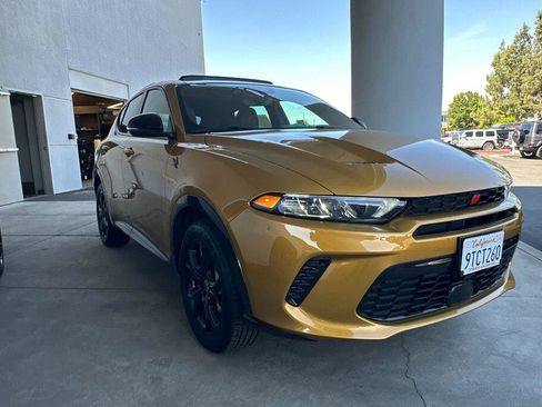 Used 2024 Dodge Hornet R/T Plus w/ R/T Blacktop Package AWD/4WD image 2