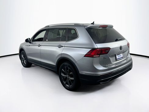 Used 2022 Volkswagen Tiguan SE image 7
