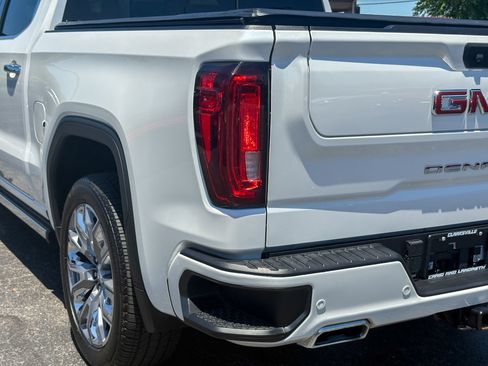 Used 2025 GMC Sierra 1500 Denali w/ Denali Reserve Package AWD/4WD image 12