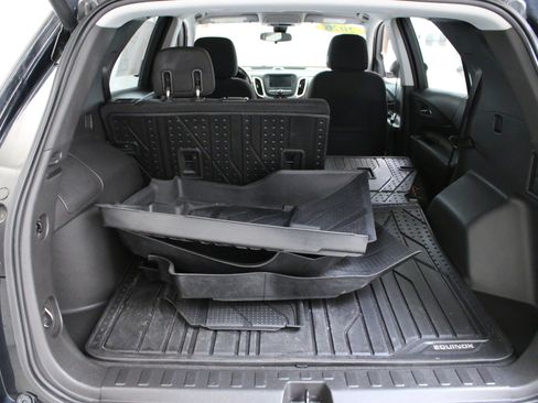 Used 2020 Chevrolet Equinox LT w/ Driver Convenience Package image 25