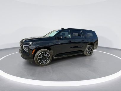 Used 2025 Chevrolet Suburban RST