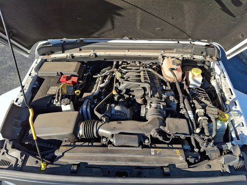 Used 2022 Jeep Gladiator Overland w/ Popular Equipment Package image 29