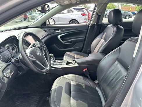 Used 2016 Buick Regal FWD image 16