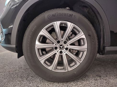 Certified 2026 Mercedes-Benz GLC 300 image 12