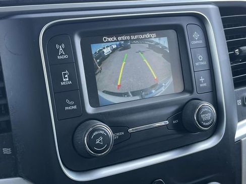 Used 2019 RAM 1500 Classic SLT image 29