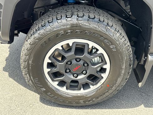 New 2026 Toyota Tacoma TRD Off-Road image 5