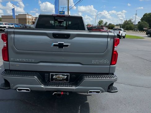 Used 2024 Chevrolet Silverado 1500 High Country AWD/4WD image 7