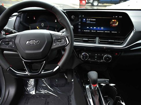 New 2026 Chevrolet Trax RS w/ Sunroof Package image 14