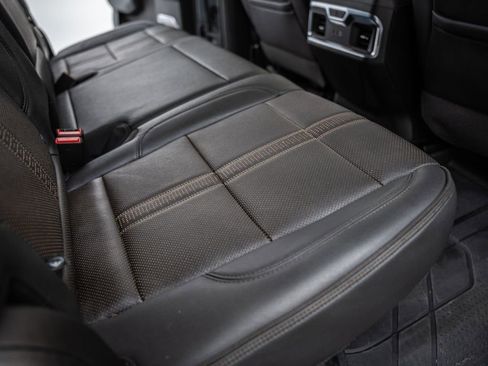 Used 2024 Chevrolet Silverado 1500 High Country w/ High Country Premium Package image 37