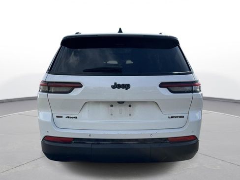 Used 2022 Jeep Grand Cherokee L Limited w/ Black Appearance Package AWD/4WD image 7