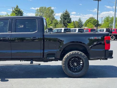 Used 2025 Ford F350 Platinum AWD/4WD image 5