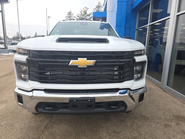 Used 2026 Chevrolet Silverado 2500 W/T w/ WT Convenience Package AWD/4WD image 2