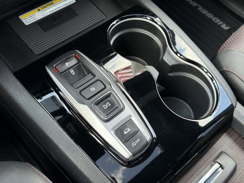 Used 2022 Honda Ridgeline Black Edition image 25