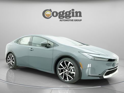 New 2026 Toyota Prius Plug-In Hybrid image 26