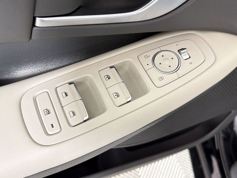 Used 2025 Hyundai Sonata SEL FWD image 19