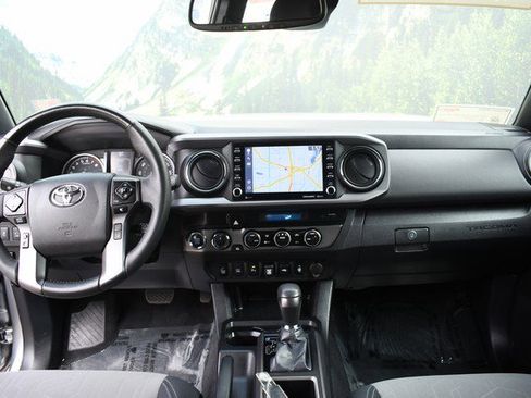 Certified 2023 Toyota Tacoma TRD Off-Road w/ Advanced Technology Package image 18