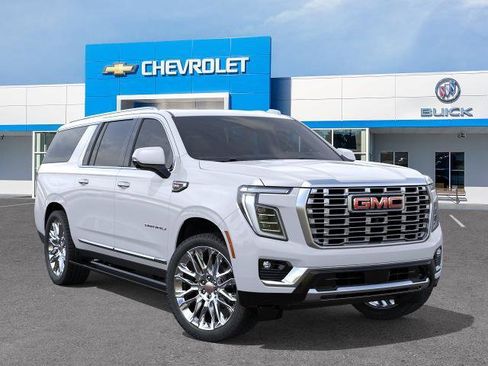 New 2026 GMC Yukon XL Denali w/ Denali Reserve Package AWD/4WD image 42