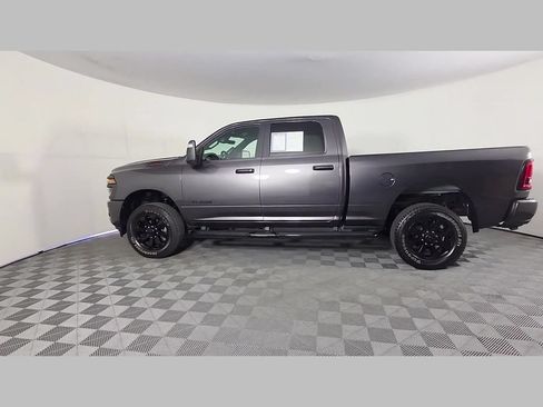Used 2025 RAM 2500 Big Horn AWD/4WD image 47