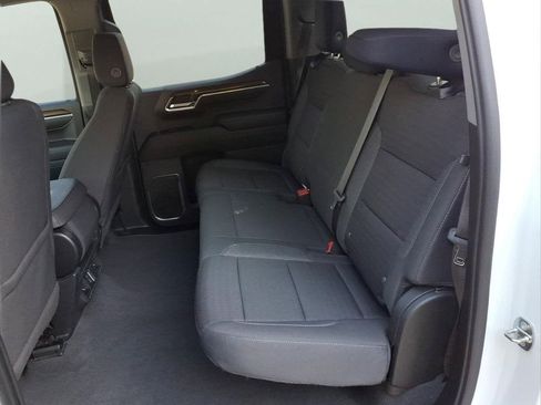 Used 2022 Chevrolet Silverado 1500 LT AWD/4WD image 26
