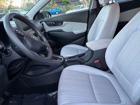 Used 2023 Hyundai Kona SEL w/ Cargo Package image 10